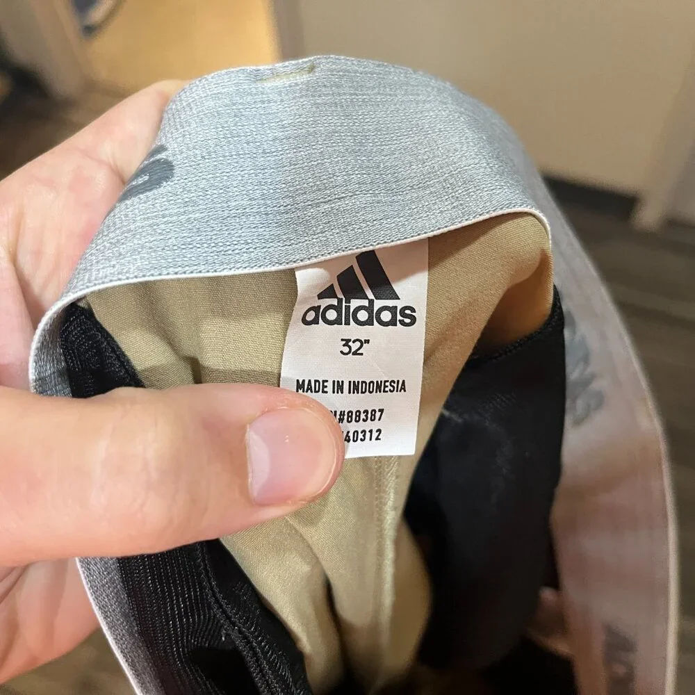 Adidas Golf Men’s 32 Khaki Tan Flat Front Shorts 10” Inseam ⛳️🔥